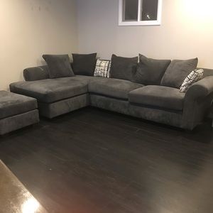 Very good condition almost new , bought 5 months